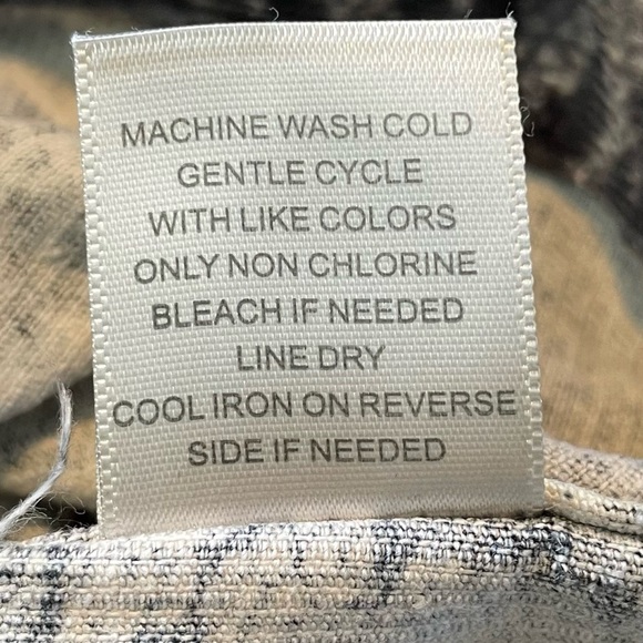 Christopher & Banks Large Black and White Floral Jacket Boho Chic Unique GUC - Picture 7 of 7